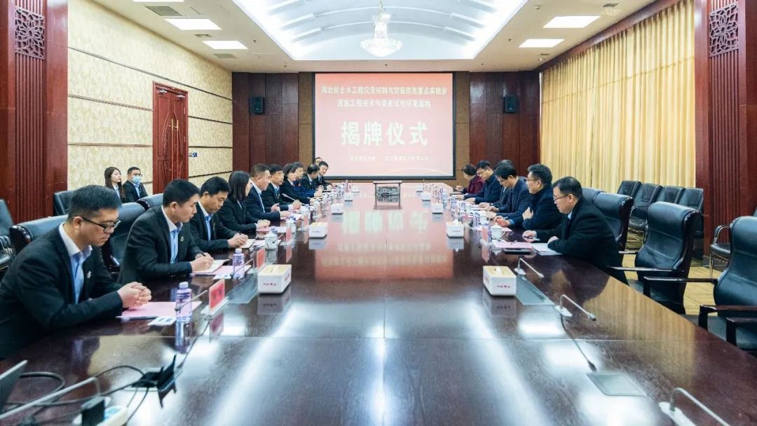 6b36769ff438284a6df71b86a2852cd6