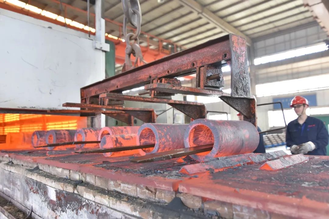 8b28d843c8fcd2a4a8ed512724beaafc