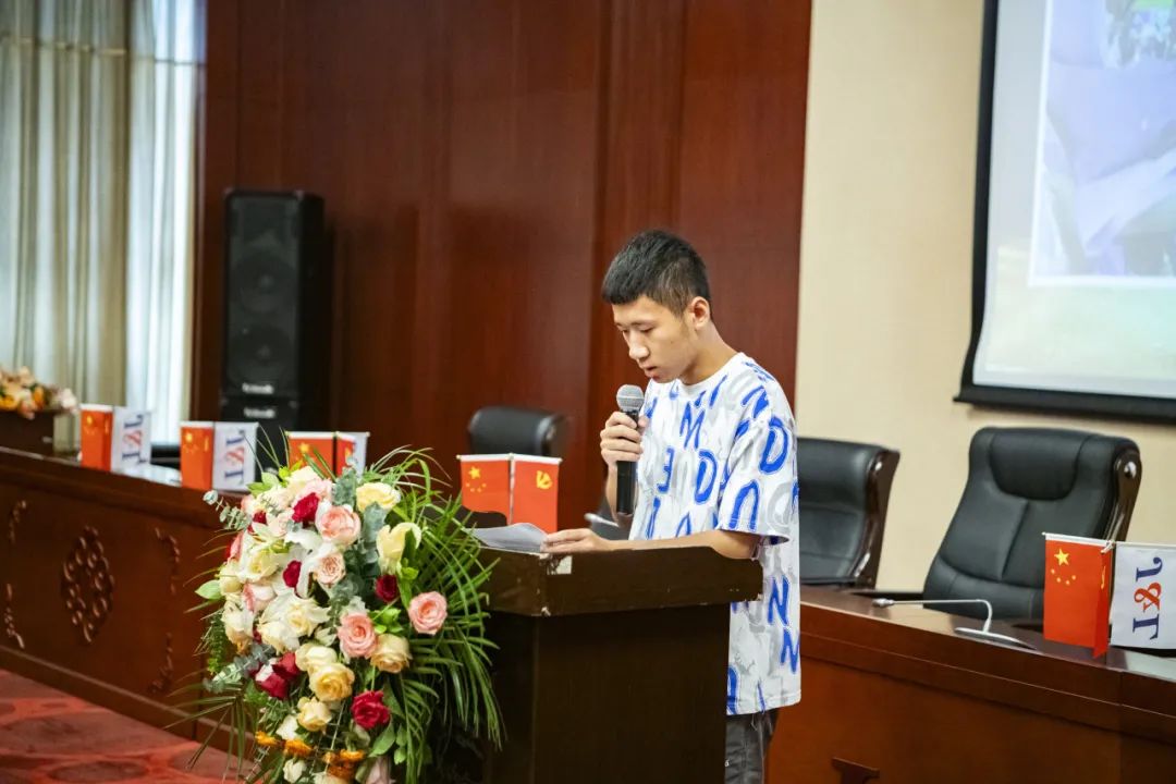 1a6cad08a43d14ac72385dc263213fd4