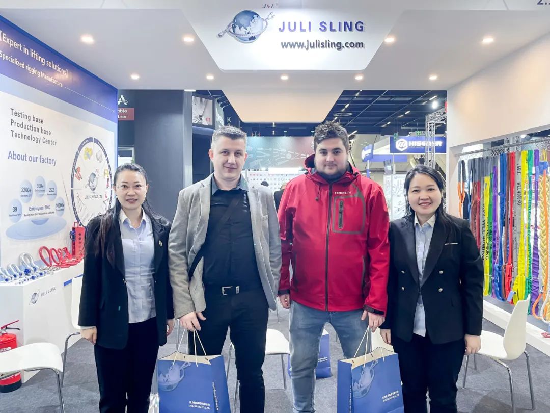 ecef3bd248cfa6272c152eb9a70e9e93