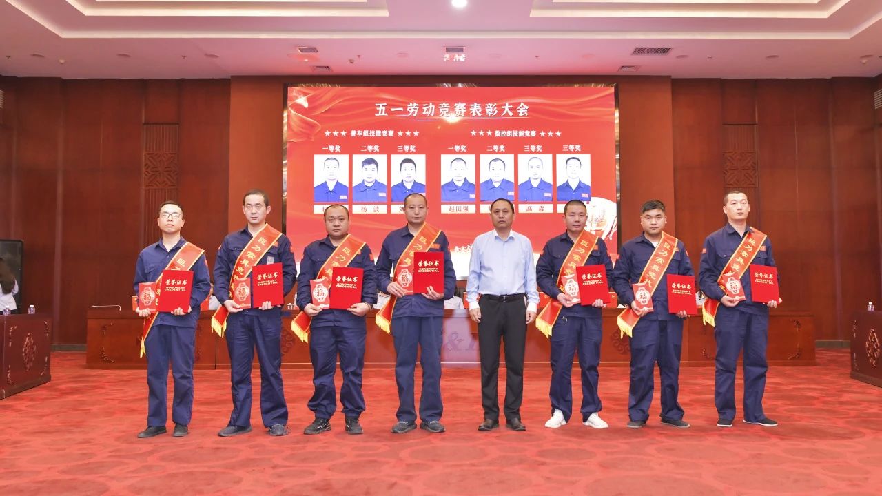 35c09f3cb79e93ebda63a193d409fae5