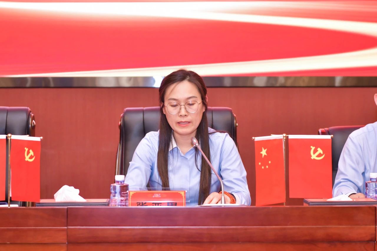 3698a68e1de57269d299310f8f7be013