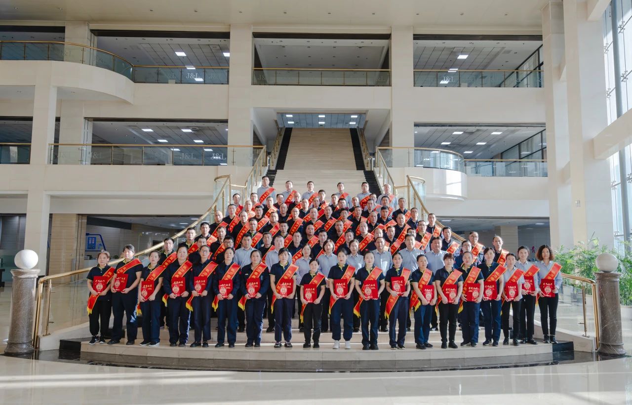 661c966724063943d9cd1ce426ffcbd0