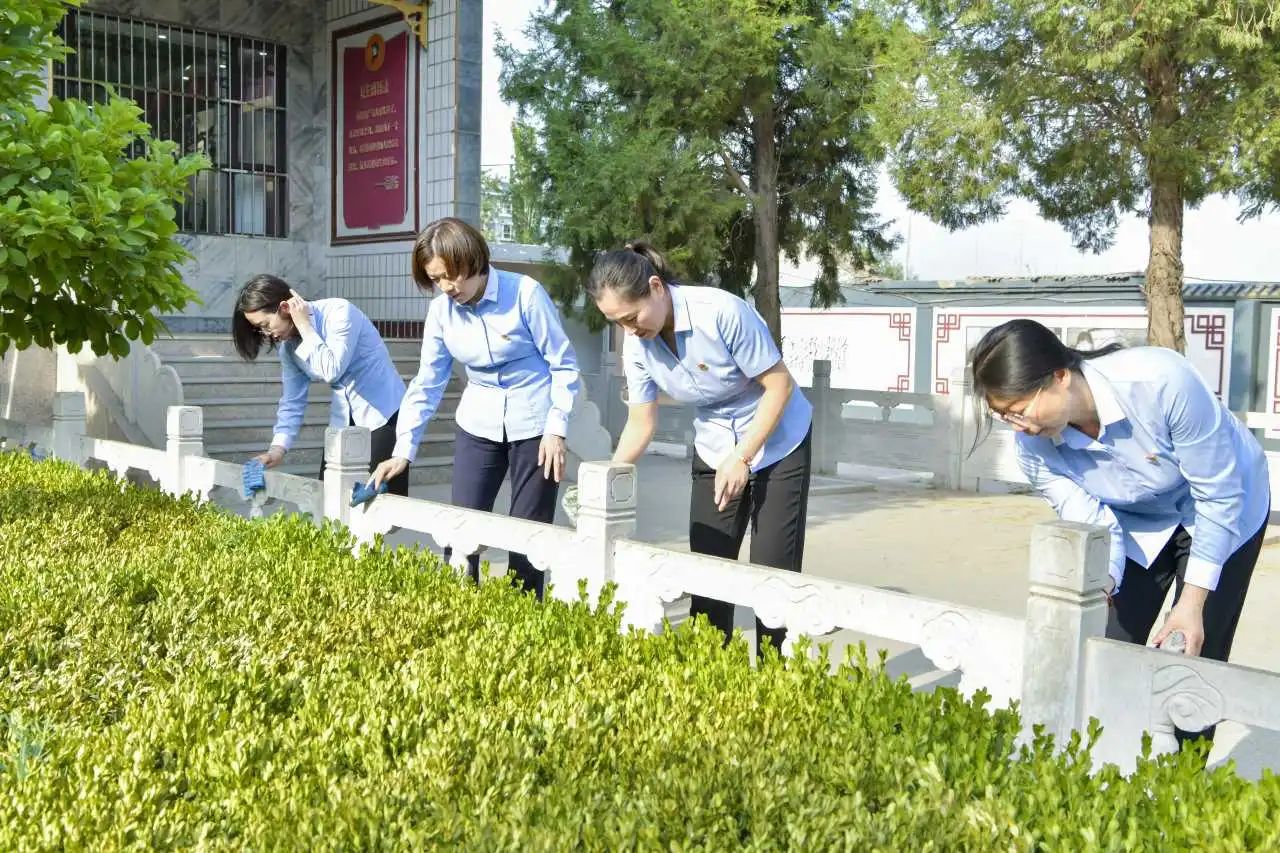 d9d8bf160e1c1f646ef8392ae614a1c9