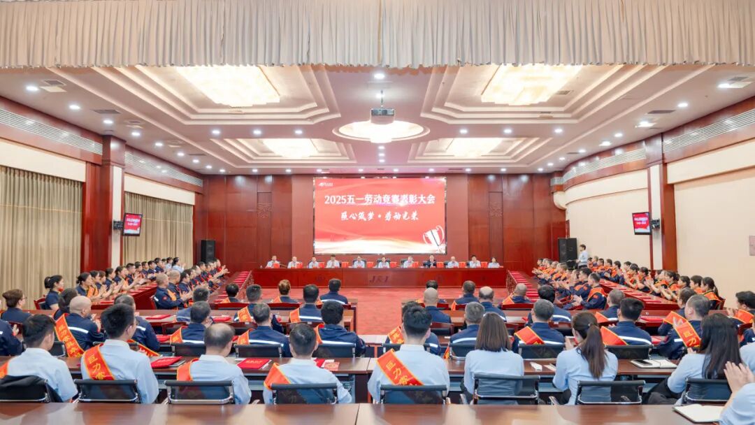 079ff91708bb19141adbf302698e5933