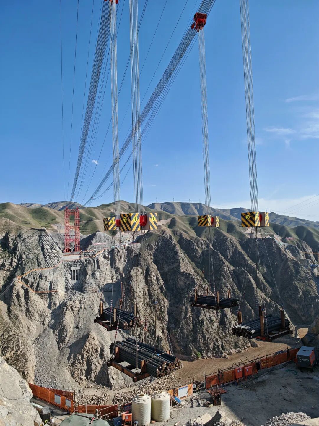 40cf5c3922484c5279079323d9e2528a