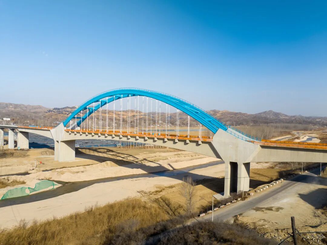 5a814f3a3bcd2a55550787833c07b9eb